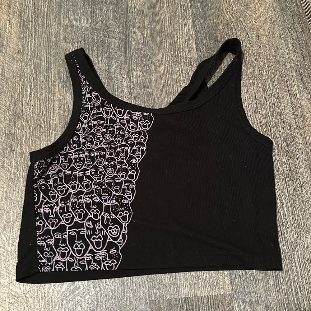 crop top